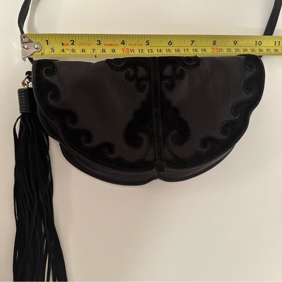 Yves St Laurent Leather Shoulder Bag, Wristlet, Clutch - Black - Picture 13 of 14